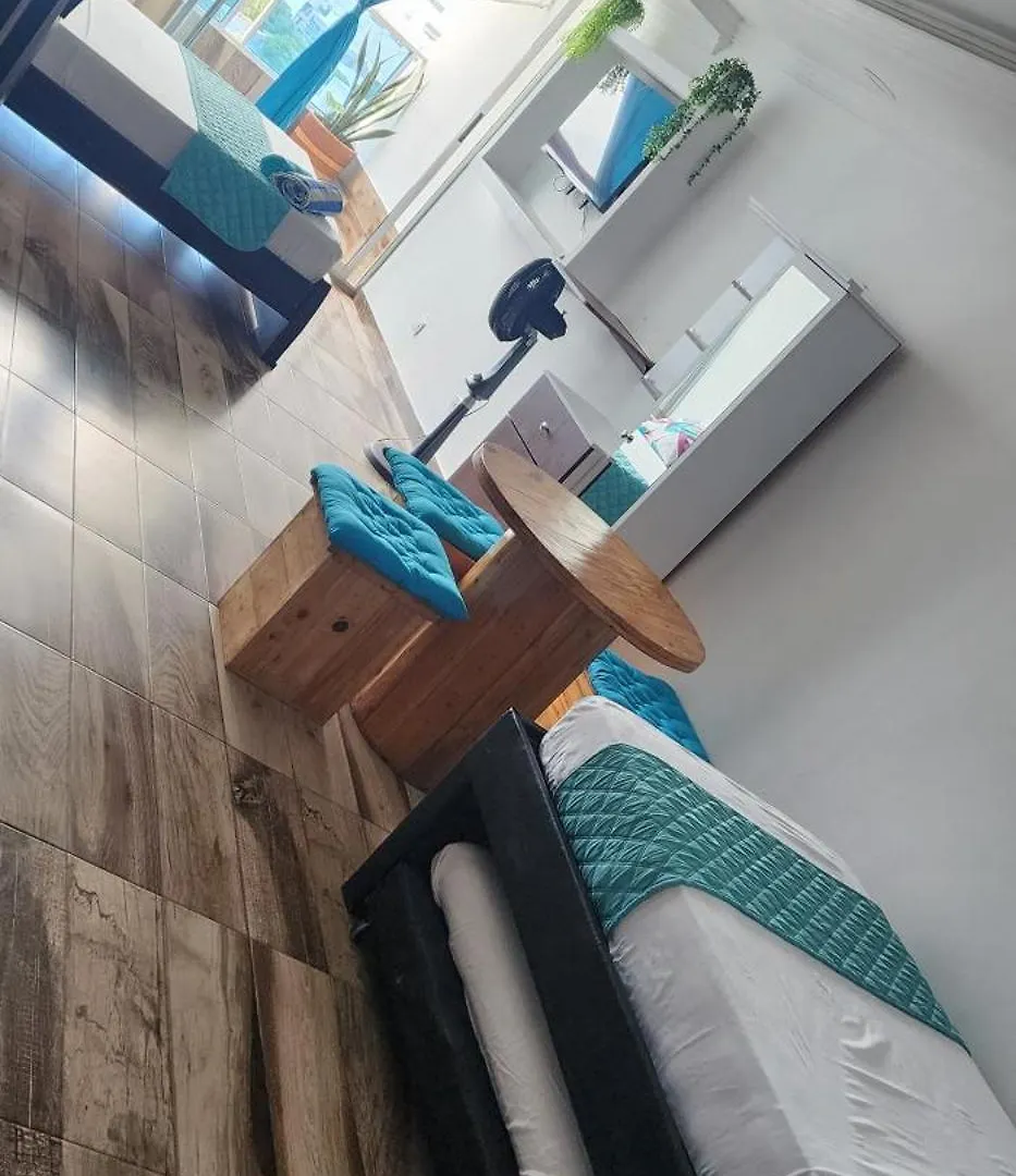 Cartagena Apto Estudio Piso 12 Frente A La Playa 0*,